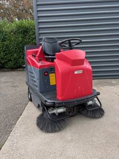Lion 1280